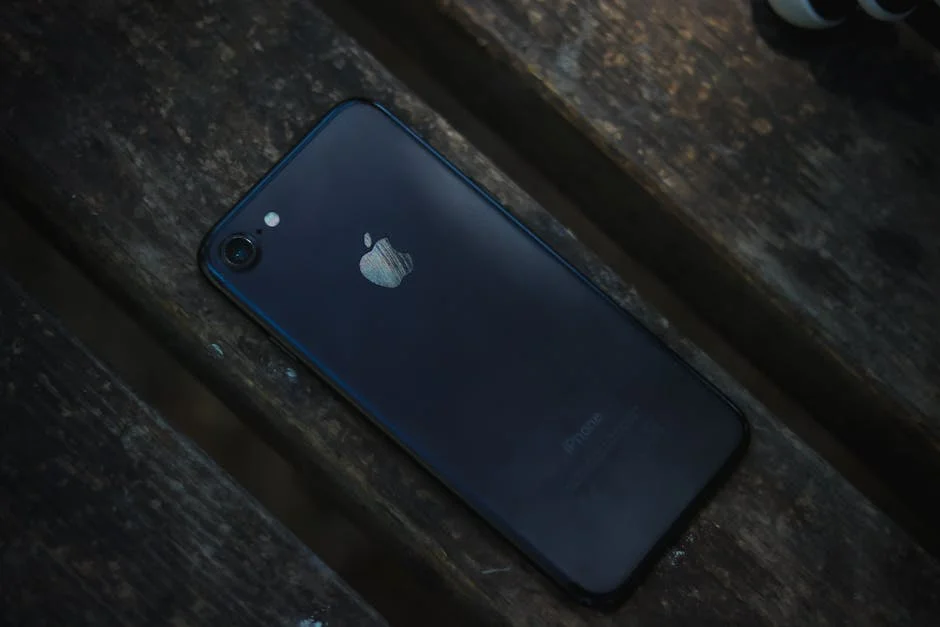 Apple Launches iPhone Anti-Snatching Lock — Investors Eye Security Market Shift