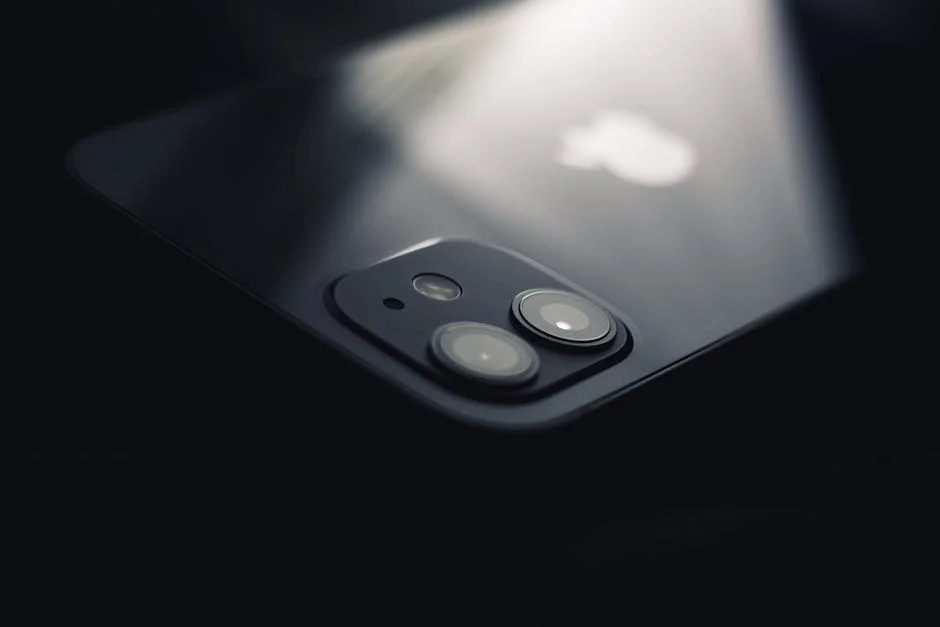 Apple’s iPhone 17 Surge Triggers Record Profits and Market Shifts — Science