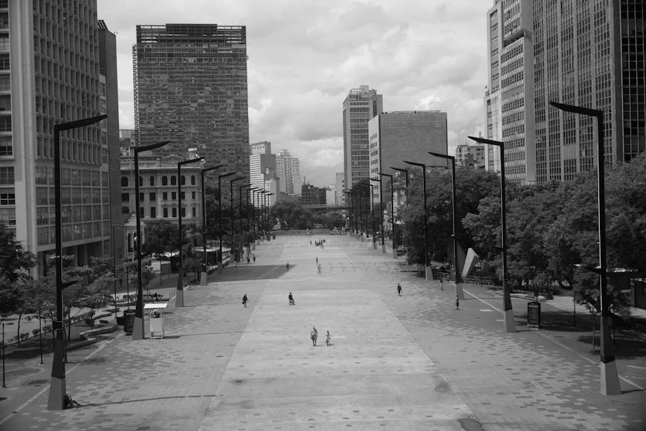 Crescente Vermelho Reports Drone Attack on Humanitarian Warehouse in Bushehr