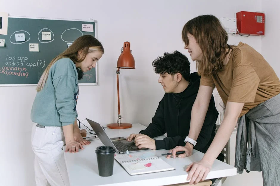 Google Launches Android Laptops to Challenge Windows — Business Finance