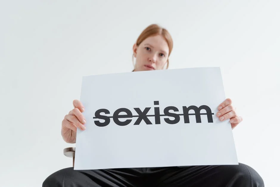 Neste Exposes How AI Drives Machismo in Online Spaces