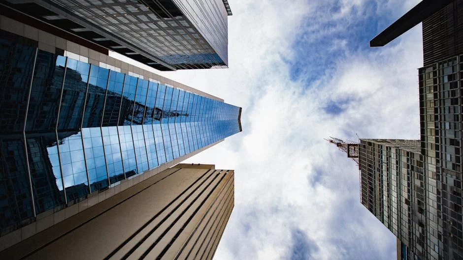 Wall Street Surges to New Heights as Tech Stocks Rally Amid Iran Deal Hopes